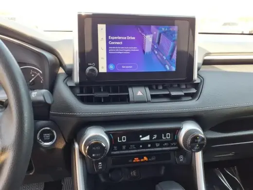 Toyota RAV4 2024 XLE 4dr SUV