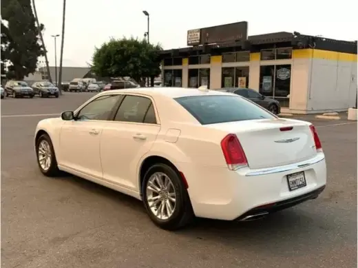 2019 Chrysler 300 300 Touring