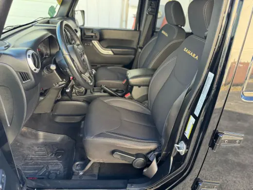 2015 Jeep Wrangler 4WD 4dr Sahara