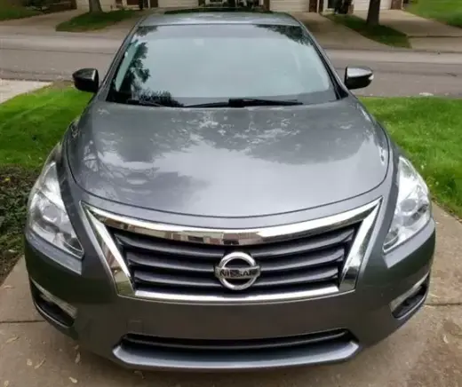 2015 Nissan Altima SV Sedan