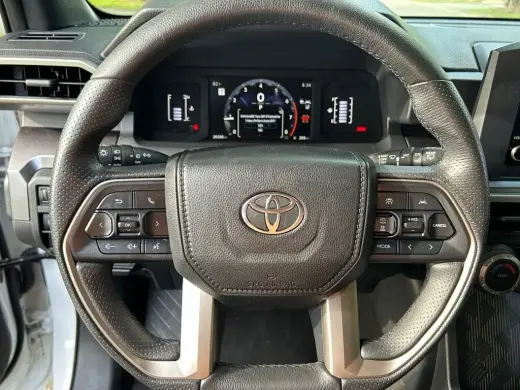 Toyota 4Runner 2025 4x4 SR5 4 puertas SUV