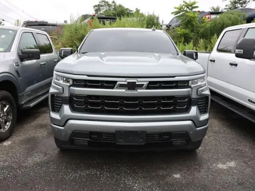 Chevrolet Silverado 1500 2024 4x4 RST 4 puertas Cabina Crew 5.8 pies. Caja corta