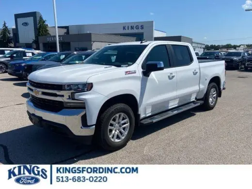 Chevrolet Silverado 1500 2020 4x4 LT 4 puertas Cabina Crew 5.8 pies. Caja corta