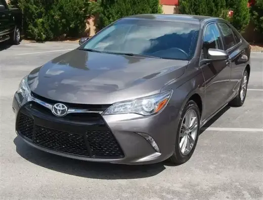 2016 Toyota Camry SE Sedan 4D