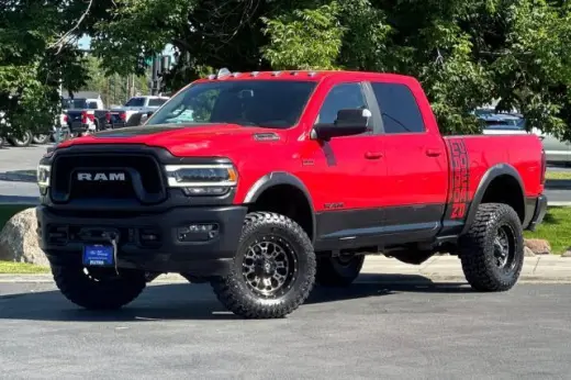 Ram 2500 2019 4x4 Power Wagon 4 puertas, cabina doble, caja de 1.88 m (6.3 pies)