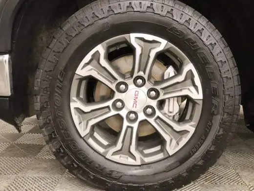 GMC Sierra 1500 2024 4x4 SLT 4 puertas Cabina Crew 6.6 pies. SB