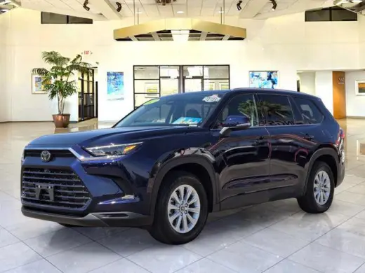 Toyota Grand Highlander 2025 XLE 4 puertas SUV