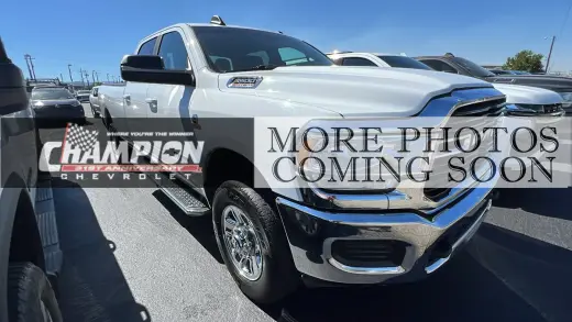 Ram 2500 2021 4x4 Big Horn Cabina Crew 4 puertas 8 pies LB Pickup