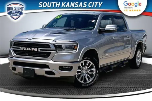 Ram 1500 2022 4x4 Laramie 4 puertas Cabina Crew 5.6 pies. Pickup SB