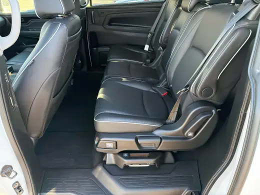 Honda Odyssey 2024 Elite 4 puertas Minivan