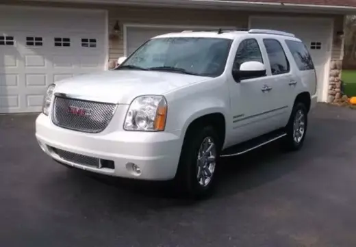 2011 GMC Yukon DENALI