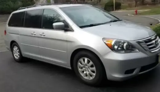 --2010 Honda Odyssey EX-L--