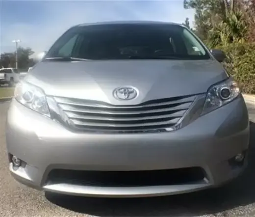 2016 TOYOTA SIENNA LE