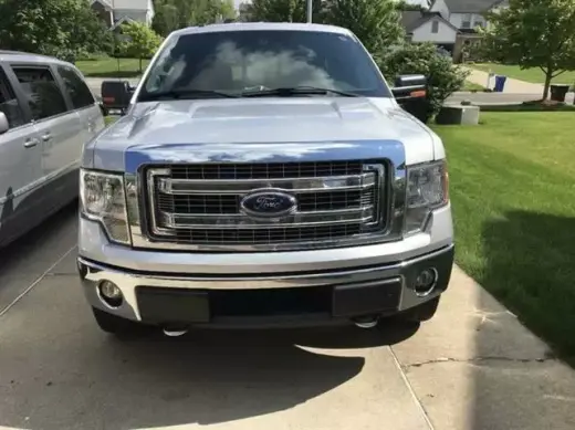 2013 Ford F-150 XLT 4DR