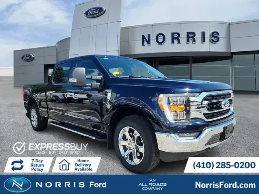 Ford F-150 2023 4x4 XLT 4 puertas SuperCrew 5.5 pies. SB