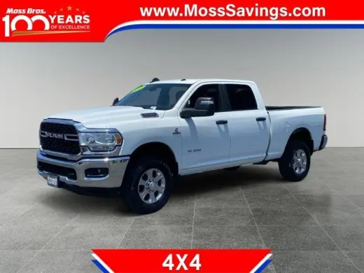 Ram 2500 2024 4x4 Big Horn Cabina Crew 4 puertas 6.3 pies. Pickup SB