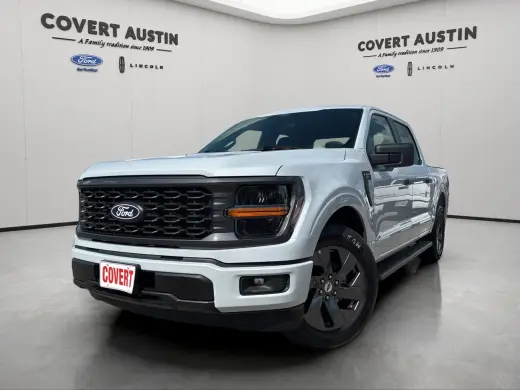 Ford F-150 2025 4x2 STX 4 puertas SuperCrew 5.5 pies. SB