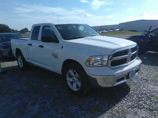 Ram 1500 Classic 2024 4x4 SLT Cabina Cuádruple 4 puertas 6.3 pies. Caja Corta