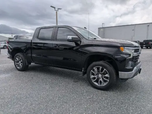 Chevrolet Silverado 1500 2022 4x4 LT Cabina Crew 4 puertas 5.8 ft. Caja corta con 2FL