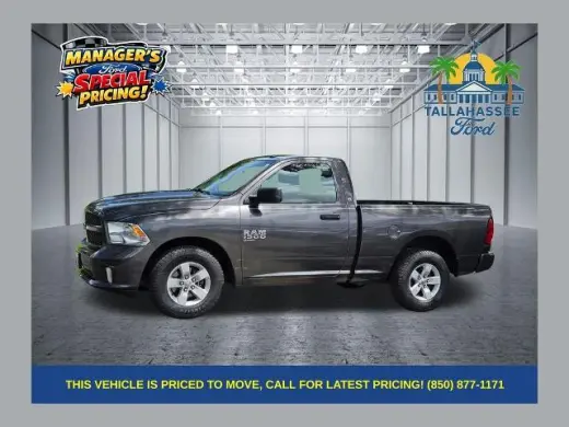Ram 1500 Classic 2019 4x2 Tradesman Cabina Regular 2 puertas 6.3 pies SB Pickup