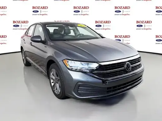 Volkswagen Jetta 2022 SE 4p Sedán