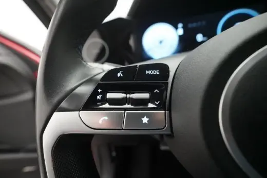 Hyundai ELANTRA 2025 Limited 4p Sedan