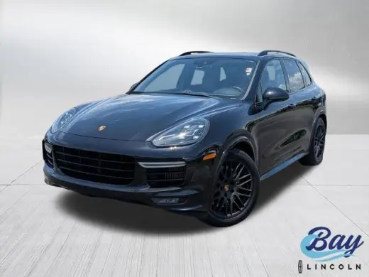 Porsche Cayenne 2016 AWD GTS SUV de 4 puertas