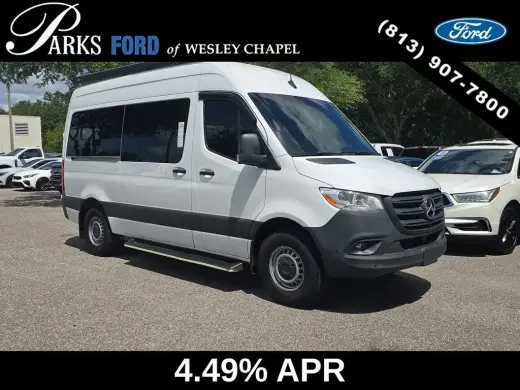 Mercedes-Benz Sprinter 2023 2500 3dr 144 in. WB Camioneta de Carga (2.0L Gas I4)