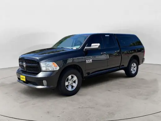 Ram 1500 2018 4x4 Express 4 puertas Quad Cab 6.3 pies. Pickup SB