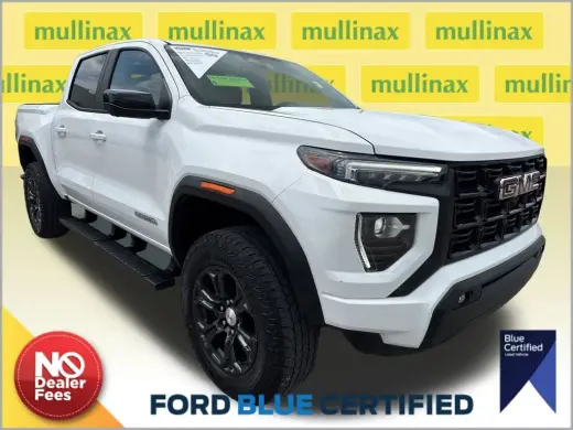 GMC Canyon 2023 4x2 Elevation 4 puertas Cabina Crew 5 pies. Caja corta