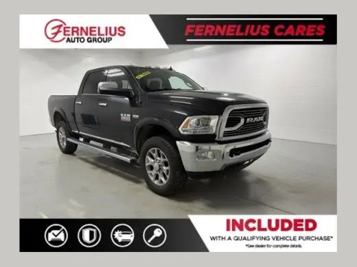 Ram 2500 2016 4x4 Laramie Limited 4 puertas Cabina doble 6.3 pies. Pickup SB
