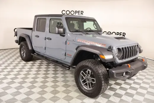 Jeep Gladiator 2024 4x4 Mojave 4 puertas Crew Cab 5.0 pies. SB