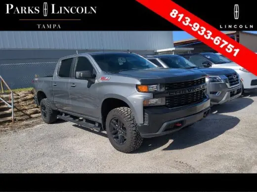 Chevrolet Silverado 1500 2021 4x4 Custom Trail Boss 4 puertas Cabina Crew 5.8 pies. SB