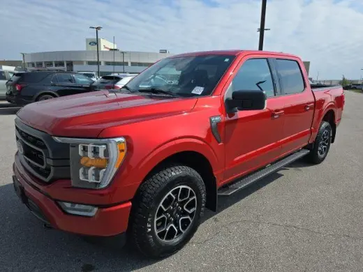 Ford F-150 2023 4x4 XLT 4 puertas SuperCrew 5.5 pies. SB