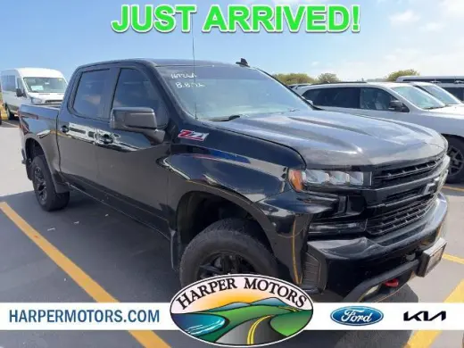 Chevrolet Silverado 1500 2019 4x4 LT Trail Boss 4 puertas Cabina Crew 5.8 pies. SB