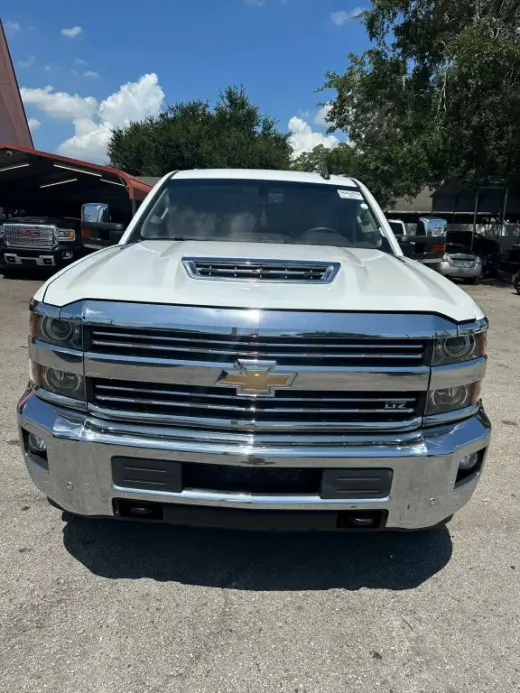 2018 Chevrolet SILVERADO 2500 HD CREW CAB