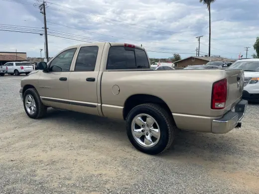 2005 Dodge RAM 1500 QUAD CAB