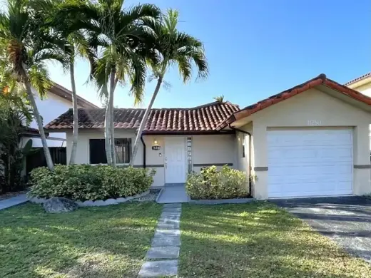 3Bedroom 2Bath House in Miami