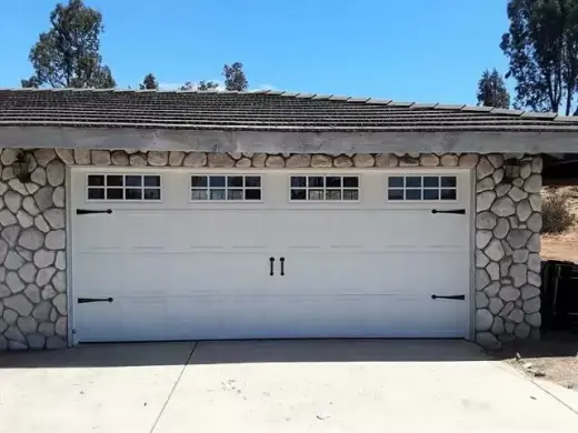 SANCHEZ GARAGE DOOR