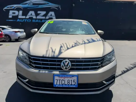2016 VOLKSWAGEN PASSAT