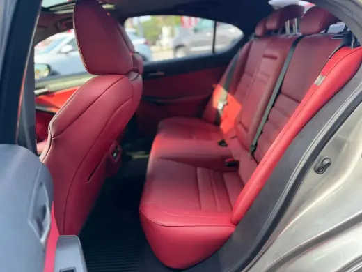 2021 Lexus IS