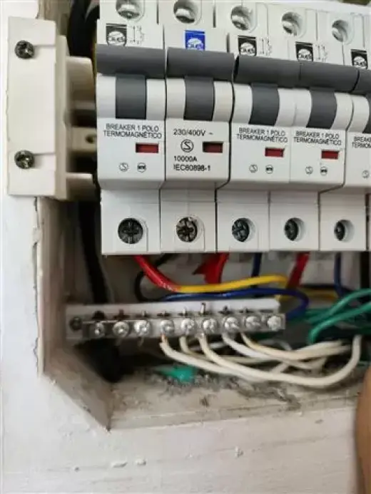 Electricista Bello, Antioquia