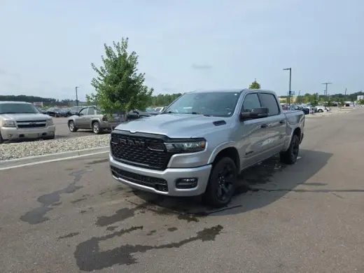 Ram 1500 2025 4x4 Lone Star 4p. Cabina Estándar 5.6 ft. SB Camioneta