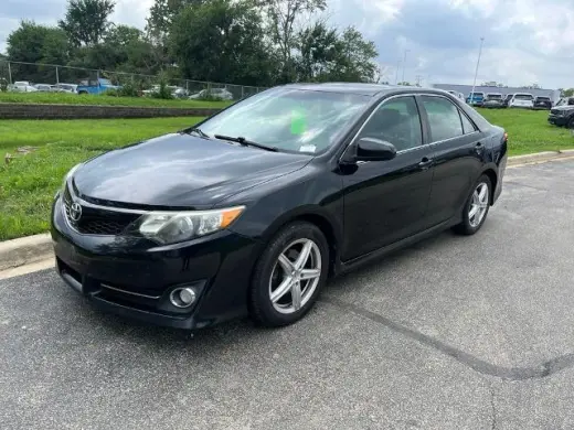Toyota Camry 2012 SE 4p Sedan