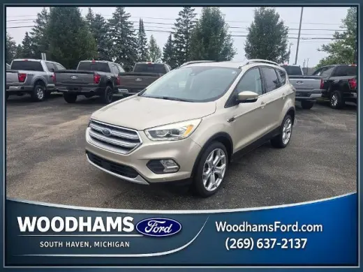 Ford Escape 2017 AWD Titanium 4p SUV