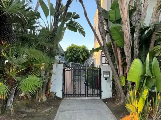 APARTAMENTO DE RENTA EN CUDAHY