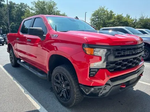Chevrolet Silverado 1500 2024 4x4 Custom Trail Boss 4p Cabina Doble Estándar 6.6 ft. SB
