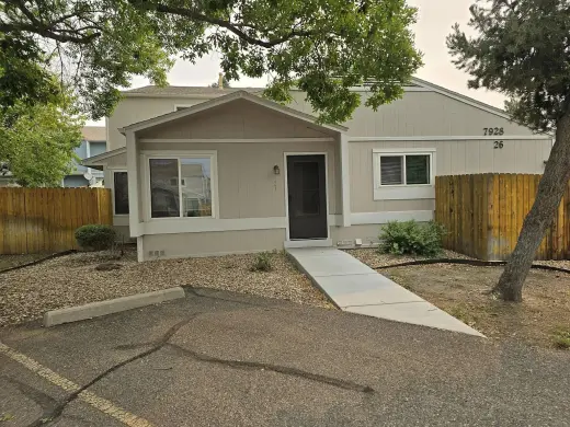 Propiedad en alquiler con 2 dormitorios y 1 baño en Arvada