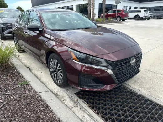 Nissan Altima 2025 2.5 SV 4p Sedán