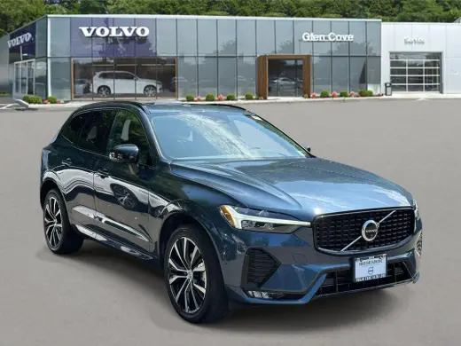 Volvo XC60 2025 AWD B5 Plus Tema Oscuro 4p SUV